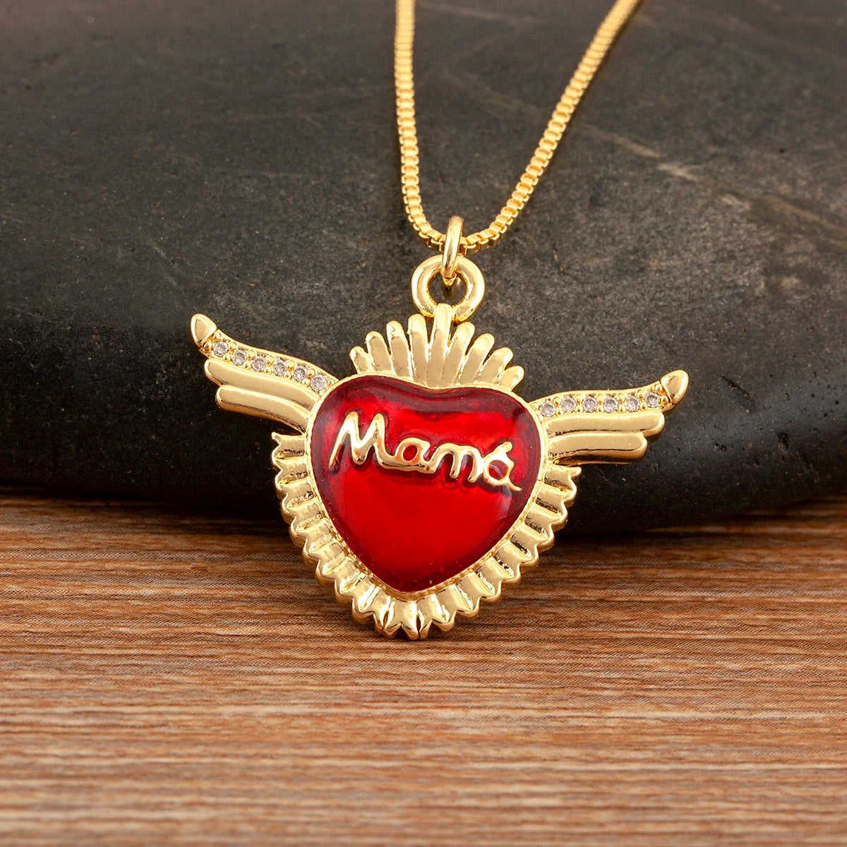 Collar con Dije de Corazón Bañado en Oro 18K y Zircón — Regalo Día de la Madre